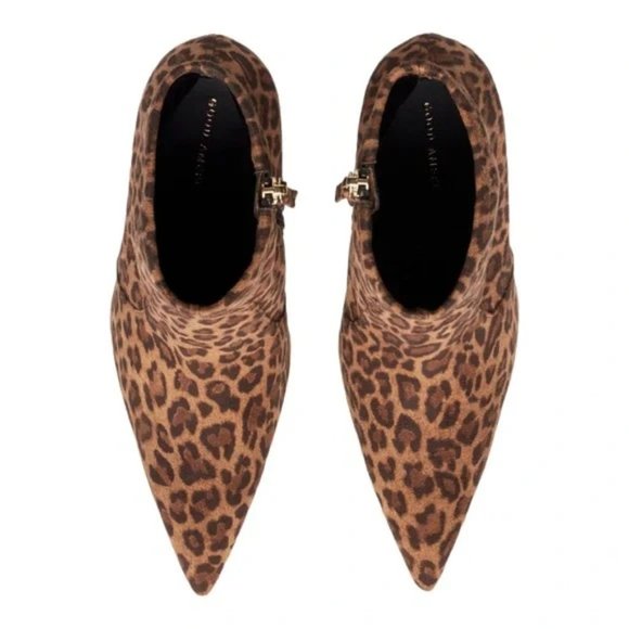 Good American | The Icon Bootie in Pale Leopard - Picture 4 of 4